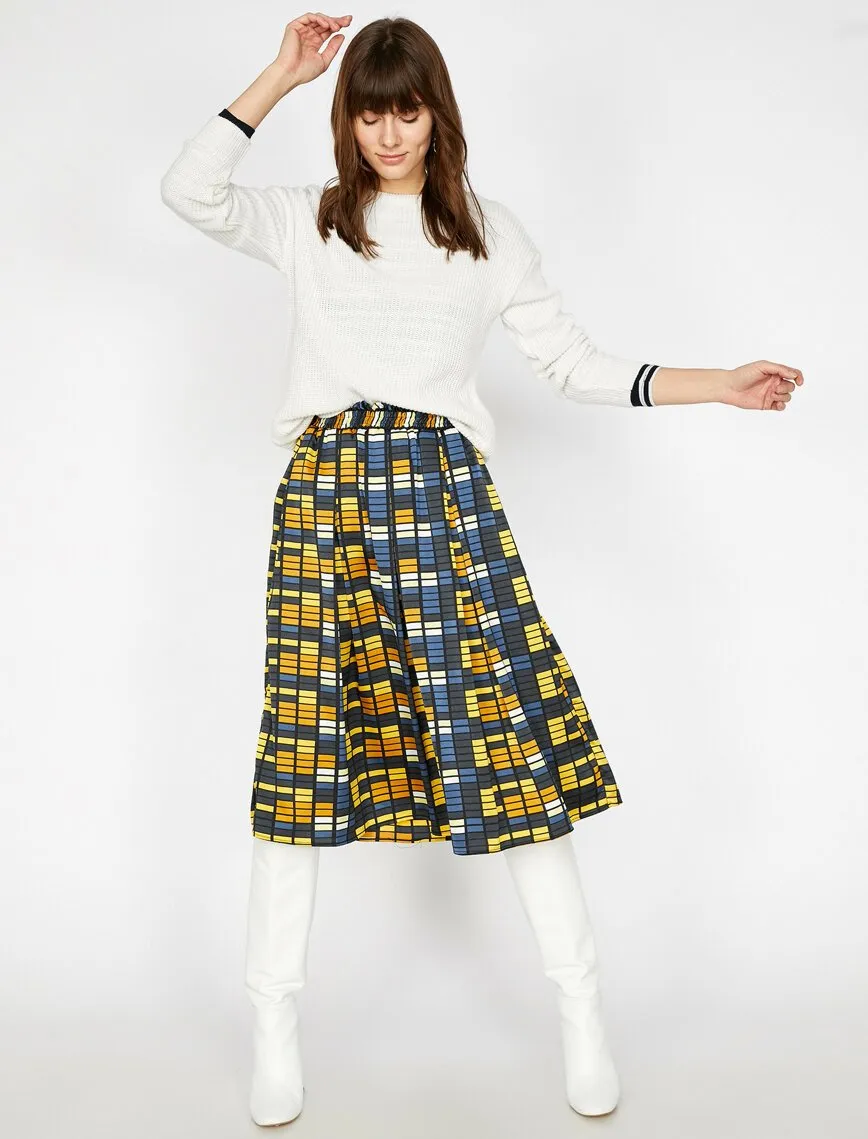 12209 Navy Patterned Midi Skirt