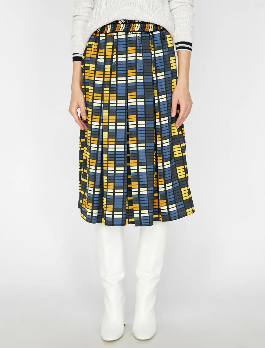 12209 Navy Patterned Midi Skirt