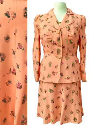 1970s Vintage Peach Floral Crepe Skirt Suit by Creation Mademoiselle