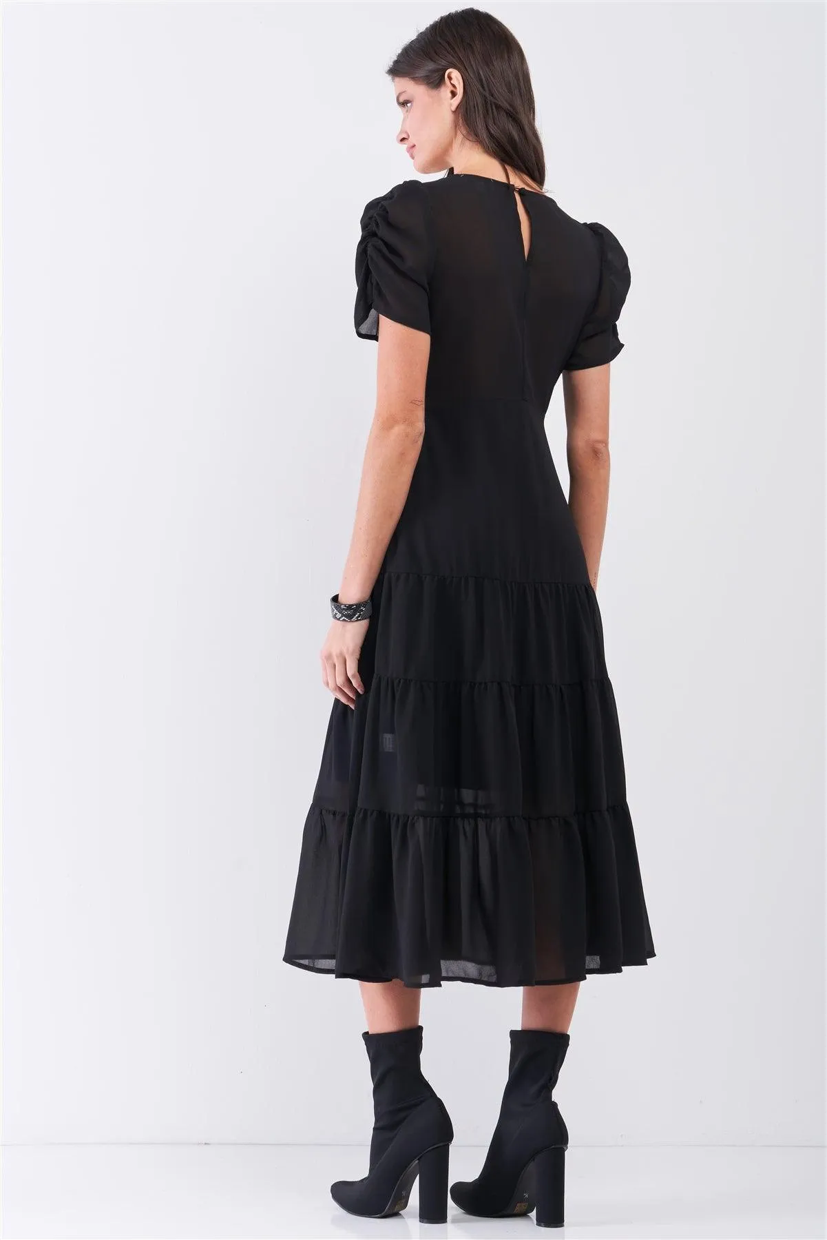 Black Short Ruched Sleeve V-Neck Tiered Midi Dress /2-2-2