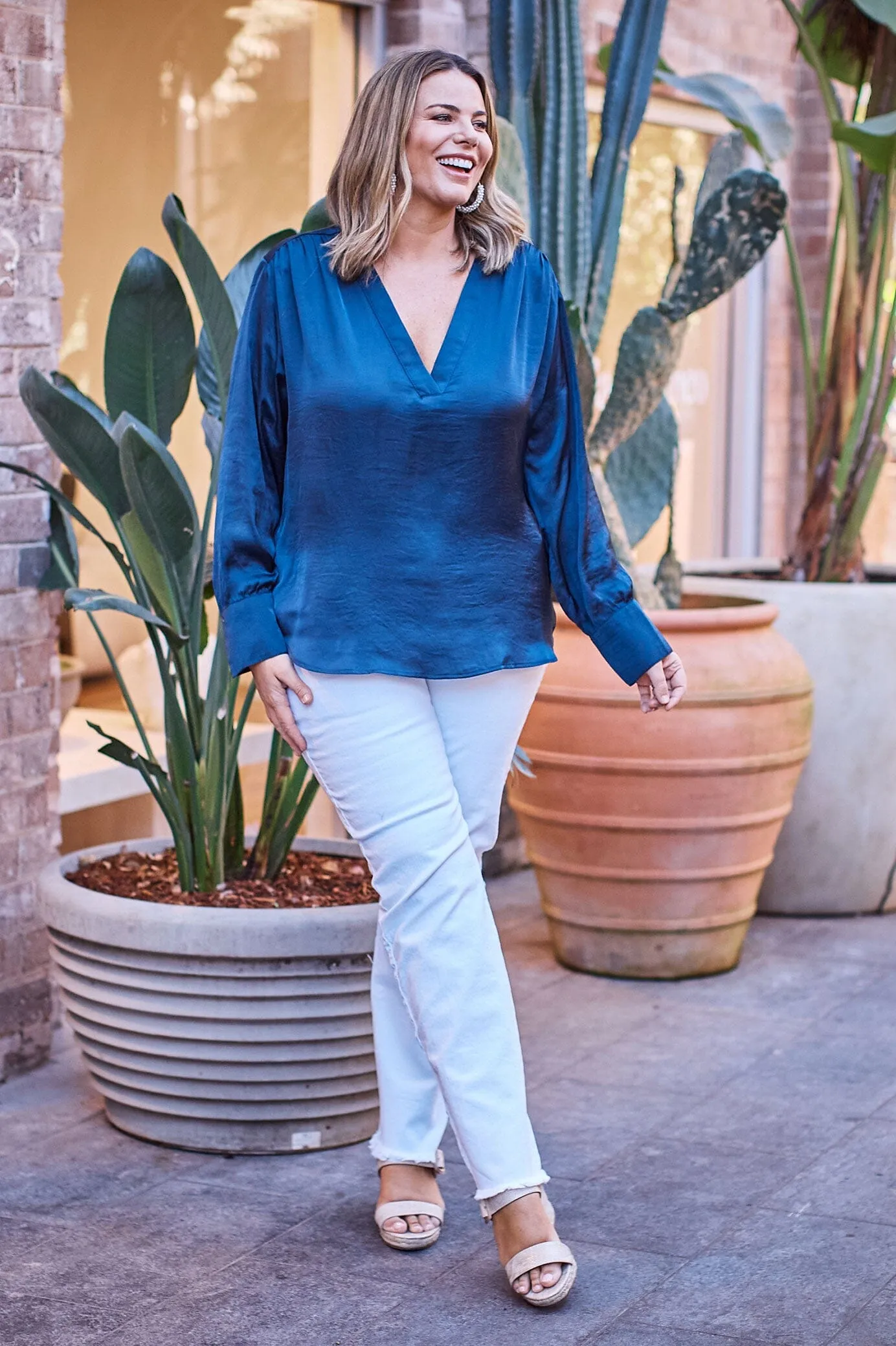 Daniella V-Neck Long Sleeve Top Navy