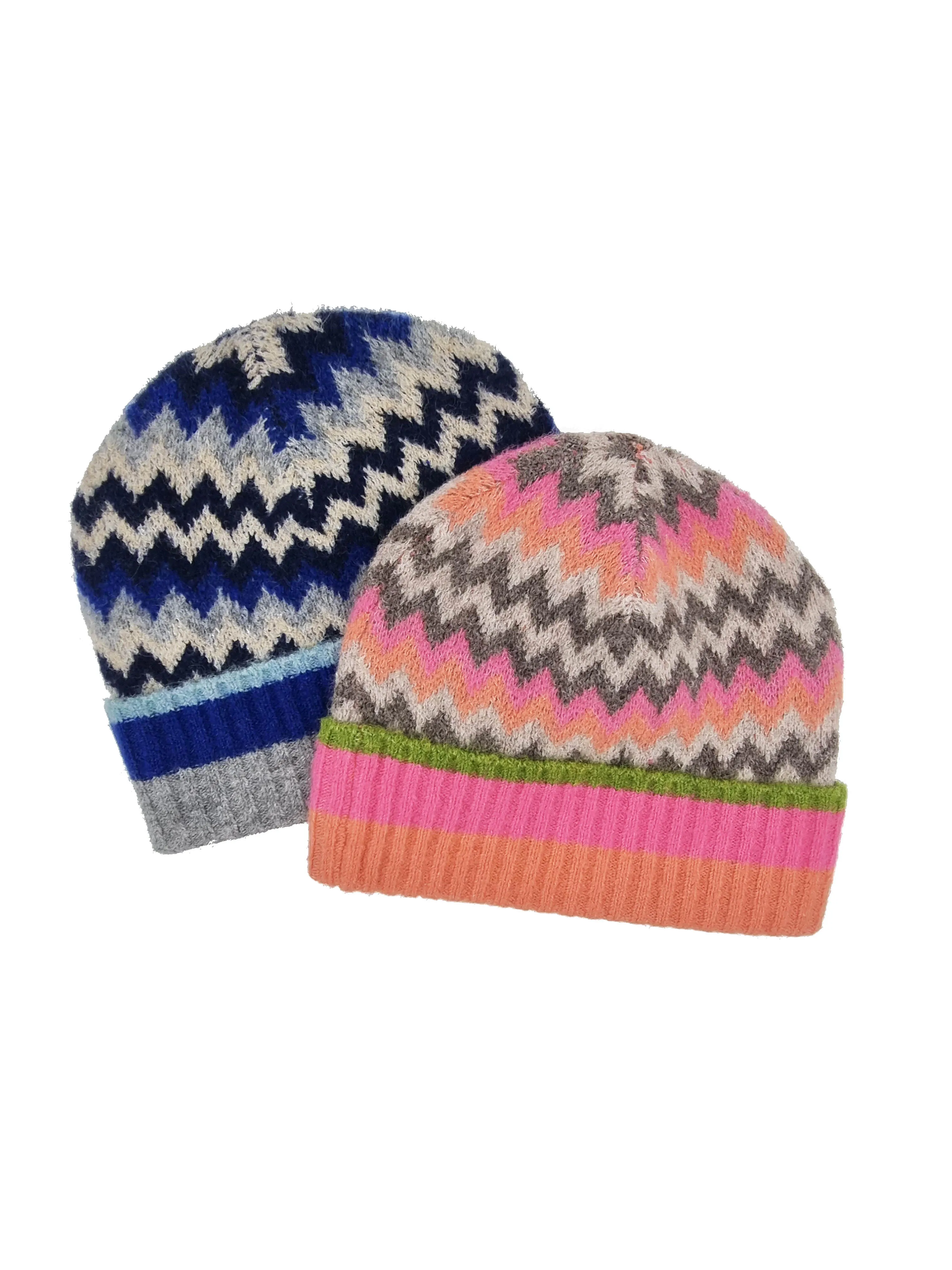 DORA CHEVRON BEANIE IN PINK MIX