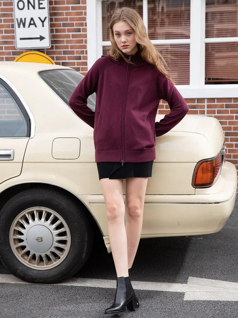 Eco Innovative Hoodie Sweater in Burgundy 拉鍊連帽針織毛衣 (早紅色)