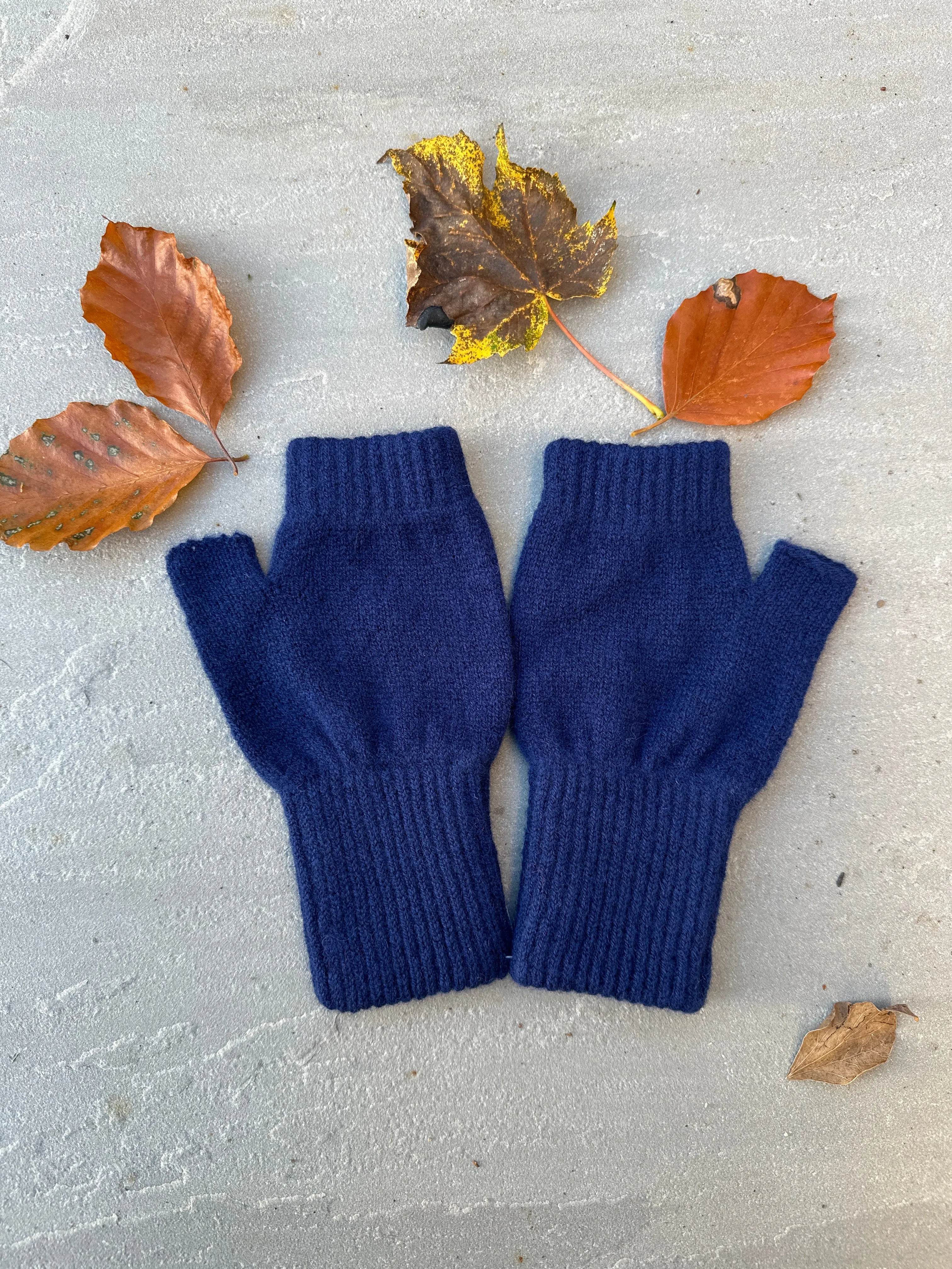 Green Grove Weavers Scottish Fingerless Gloves