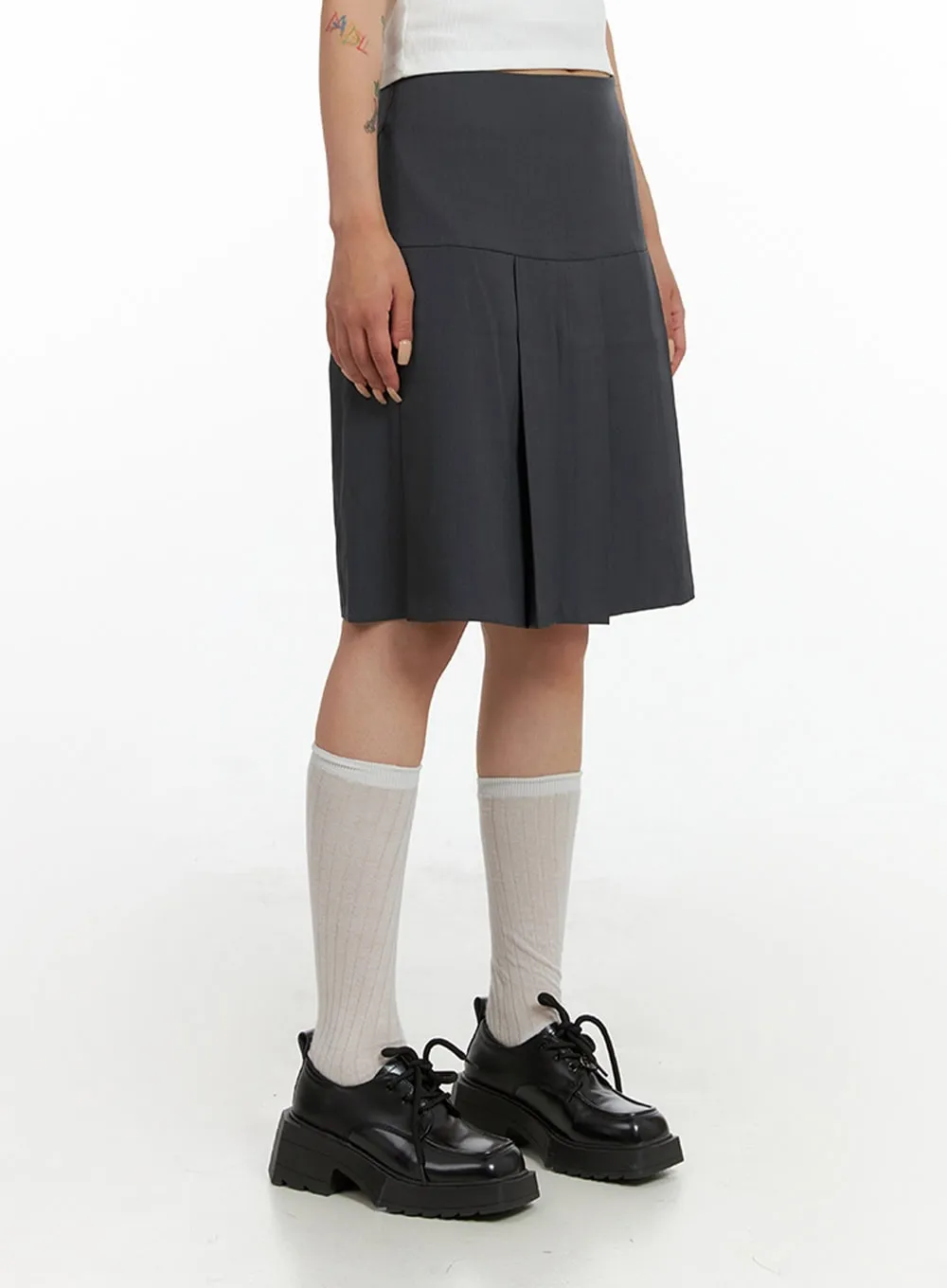 Minimal Pleated Midi Skirt CL415