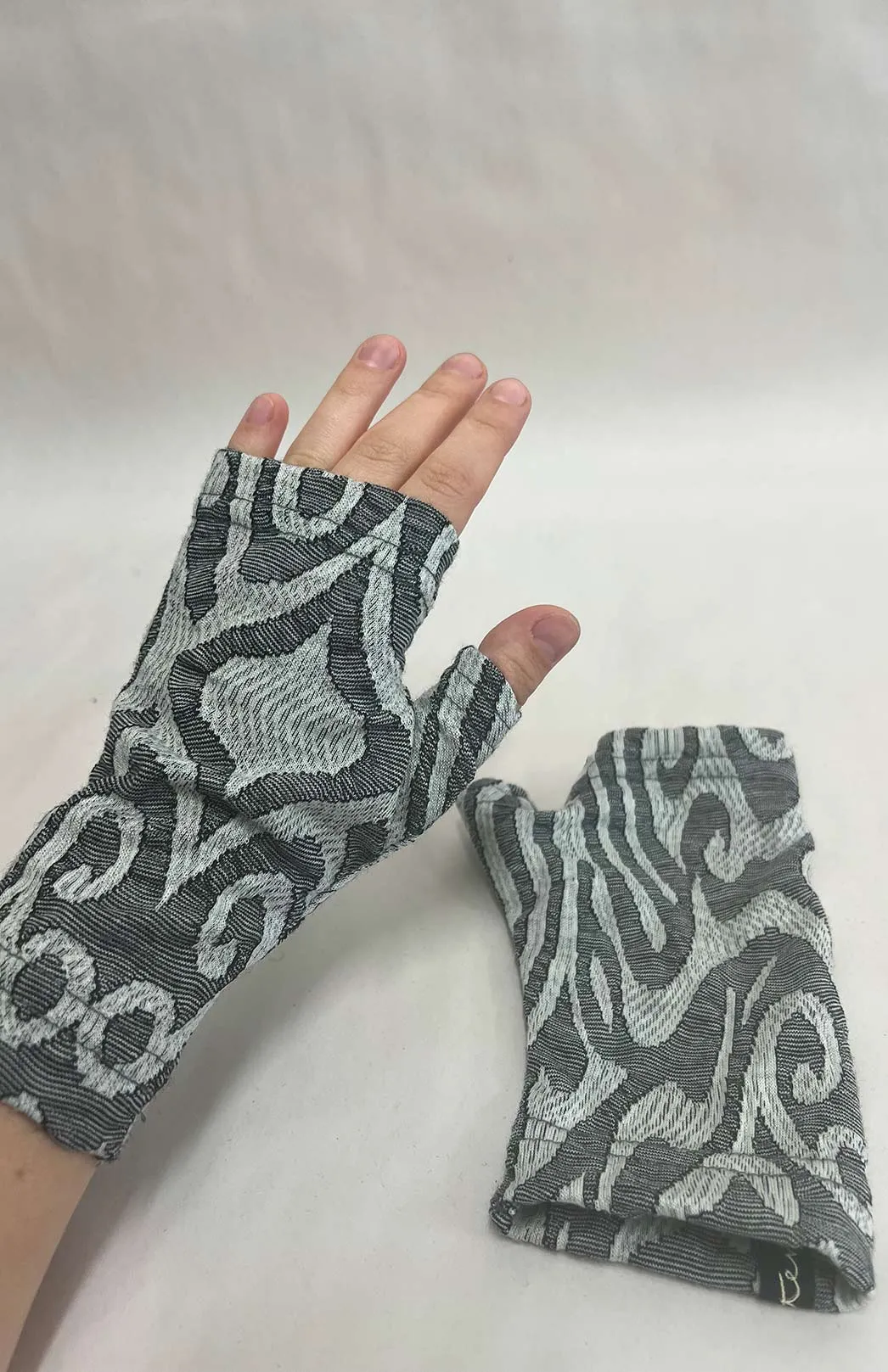 Mittens (Fingerless Gloves)