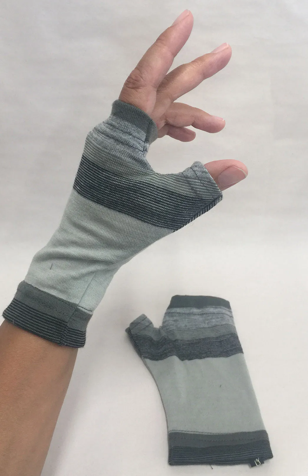 Mittens (Fingerless Gloves)