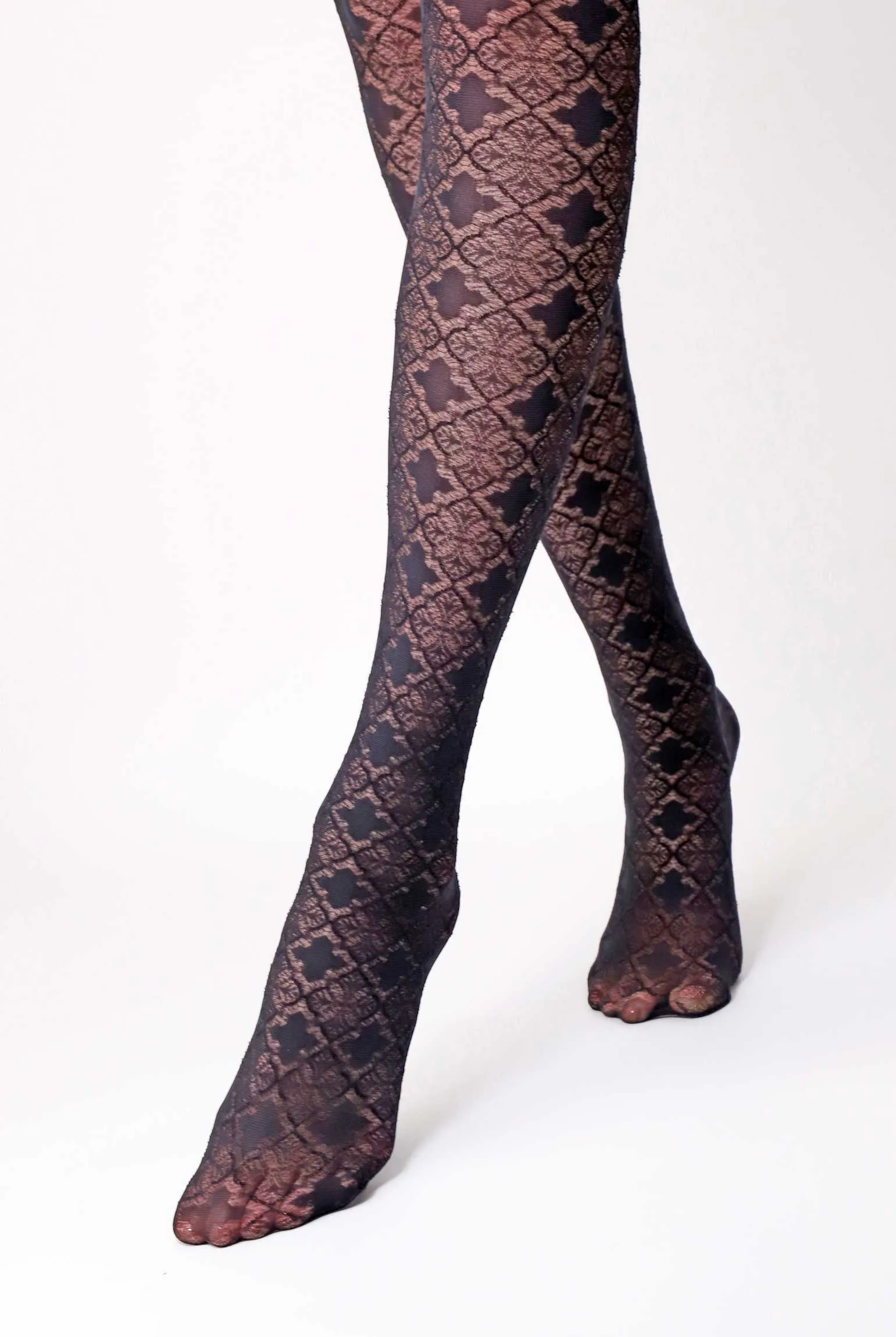 Oroblu Jacquard Lace Pattern Semi Sheer Tights