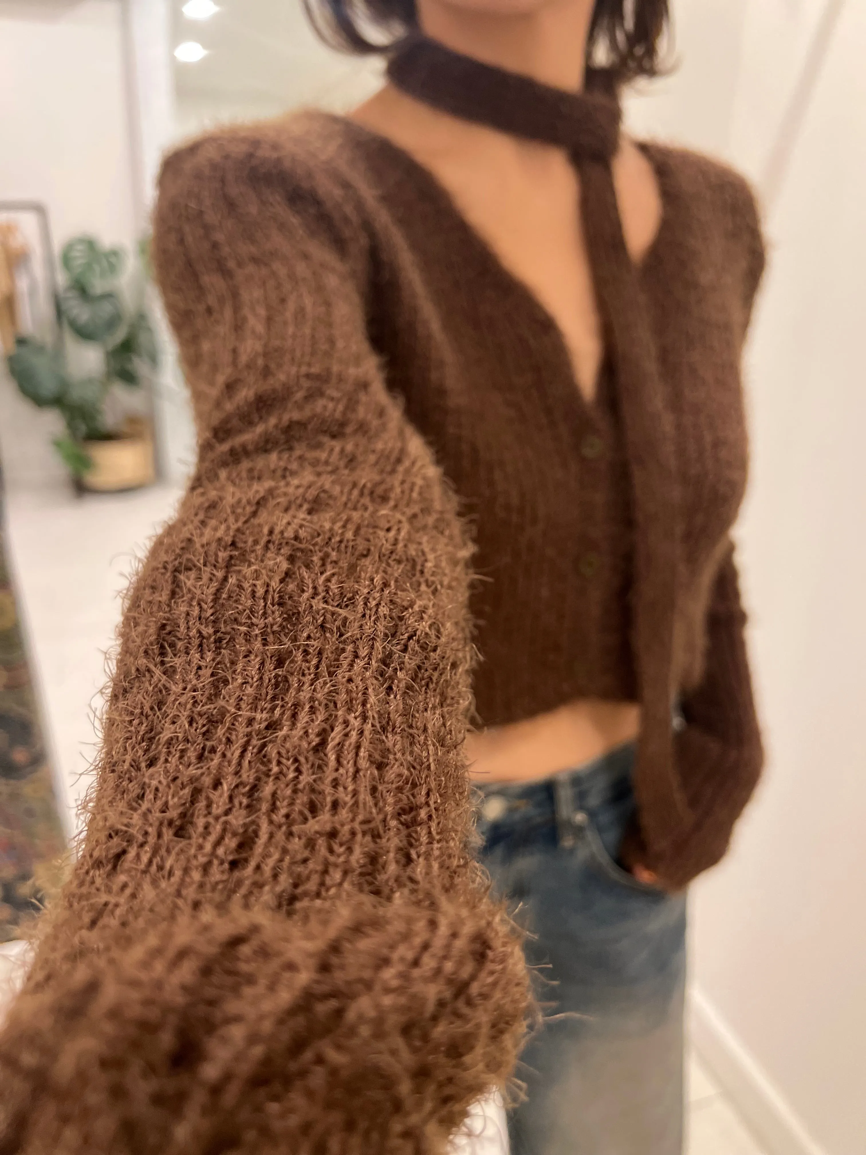 SOLIP V-neckline cardigan