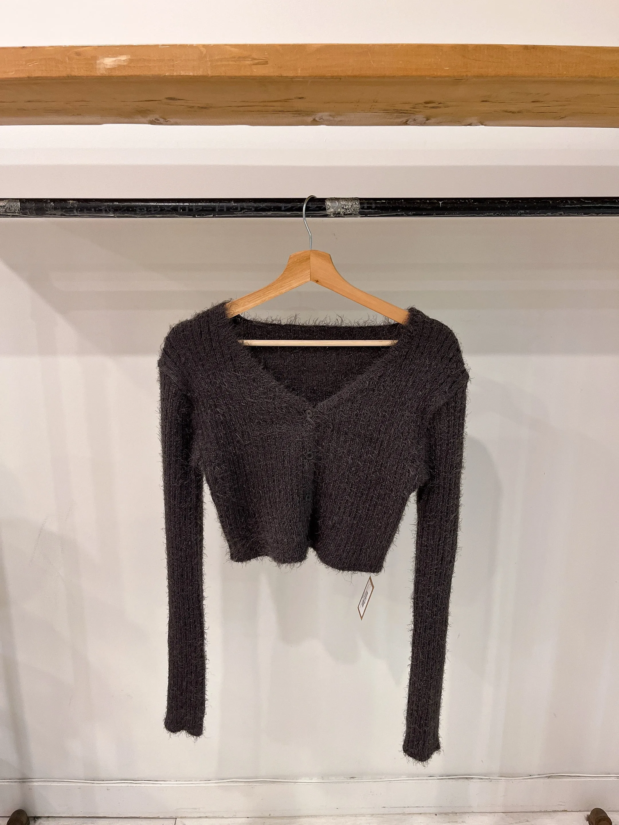 SOLIP V-neckline cardigan