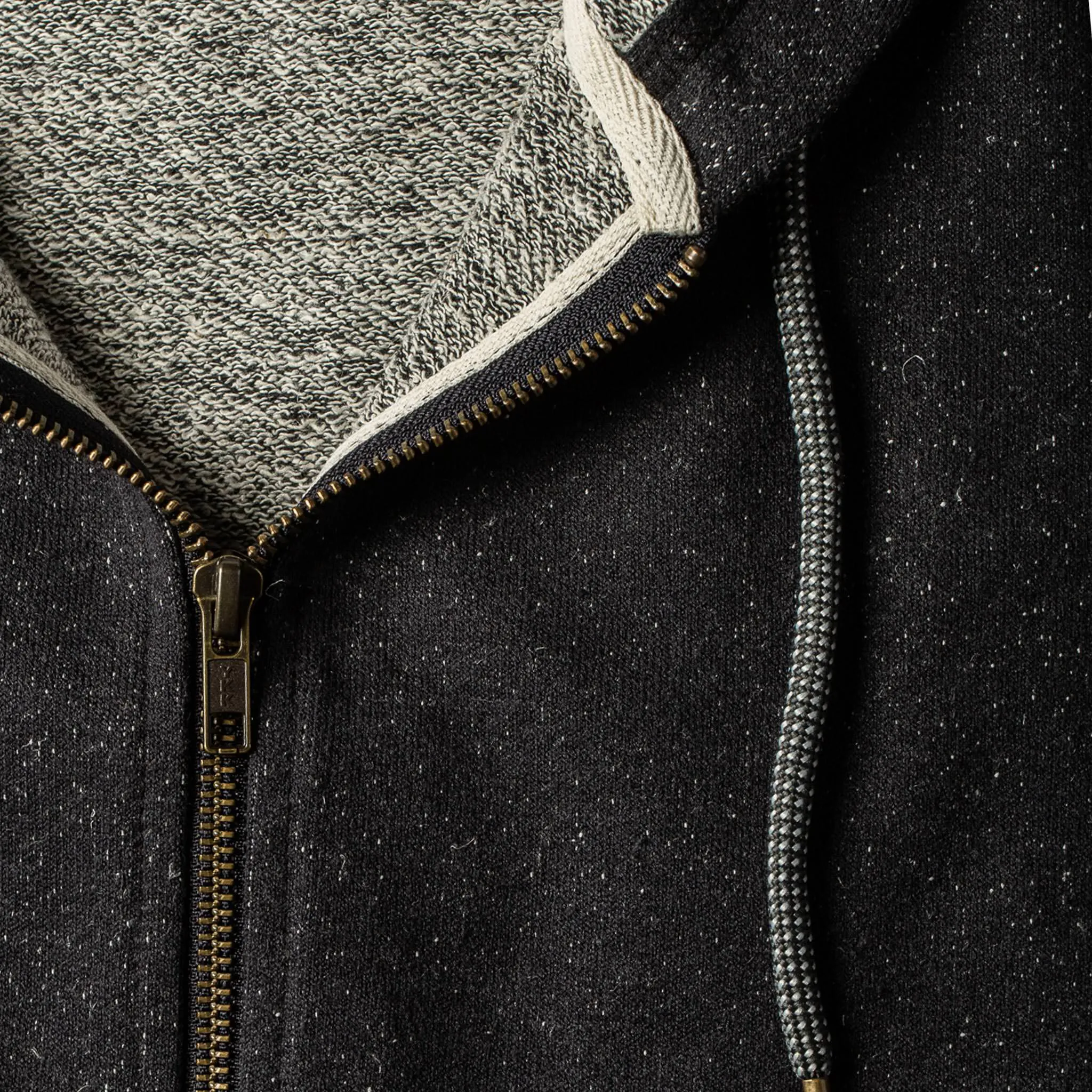 The Après Hoodie in Coal