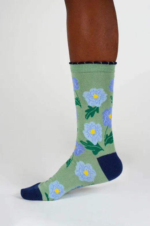 Thought Birth Flower Chrysanthemum Bamboo Socks