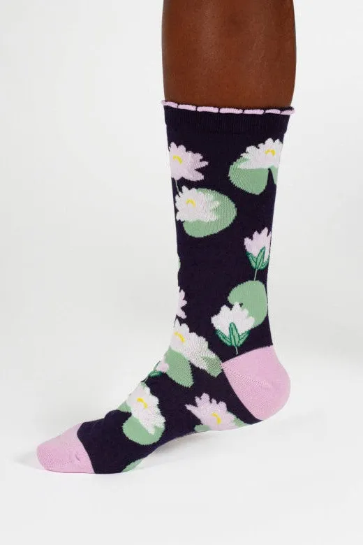 Thought Birth Flower Water-Lily Bamboo Socks